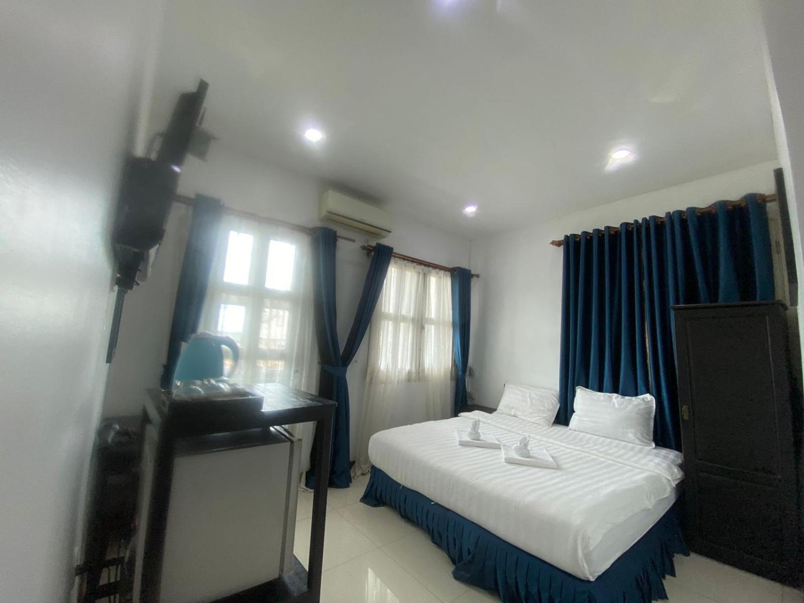 Subinh Hotel And Restaurant Pakse Exteriér fotografie